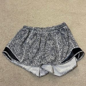 Lululemon hottie hot shorts